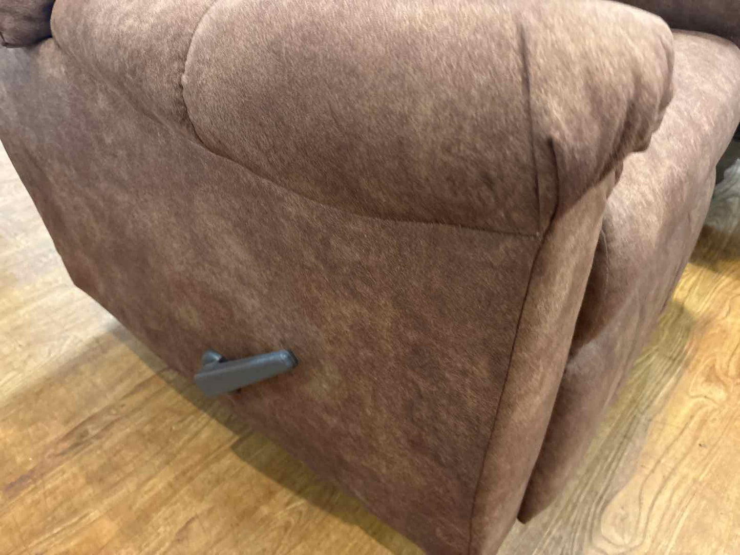 Manual Rocking Recliner