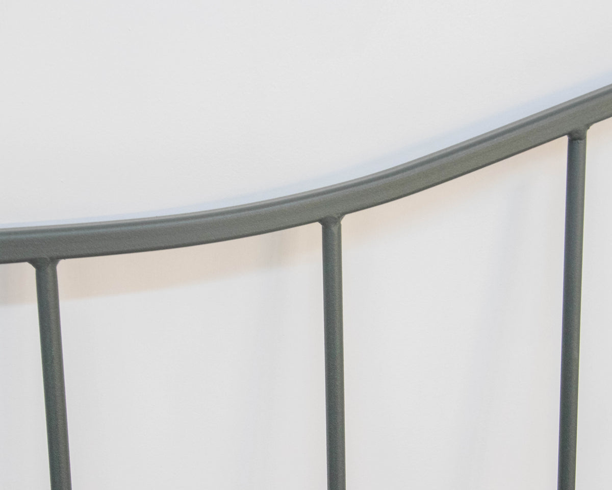 Verde King Metal Bed