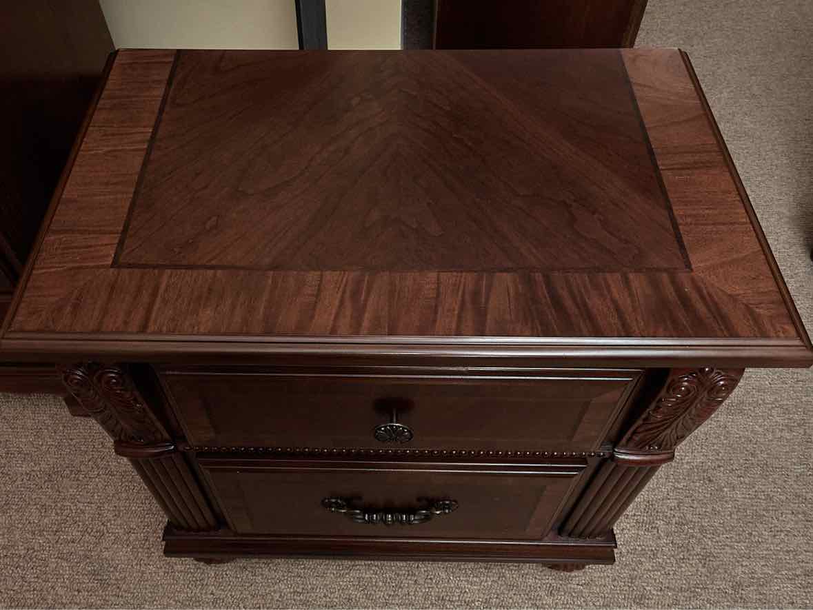 f Mahogany Finish 2 Drawer Nightstand