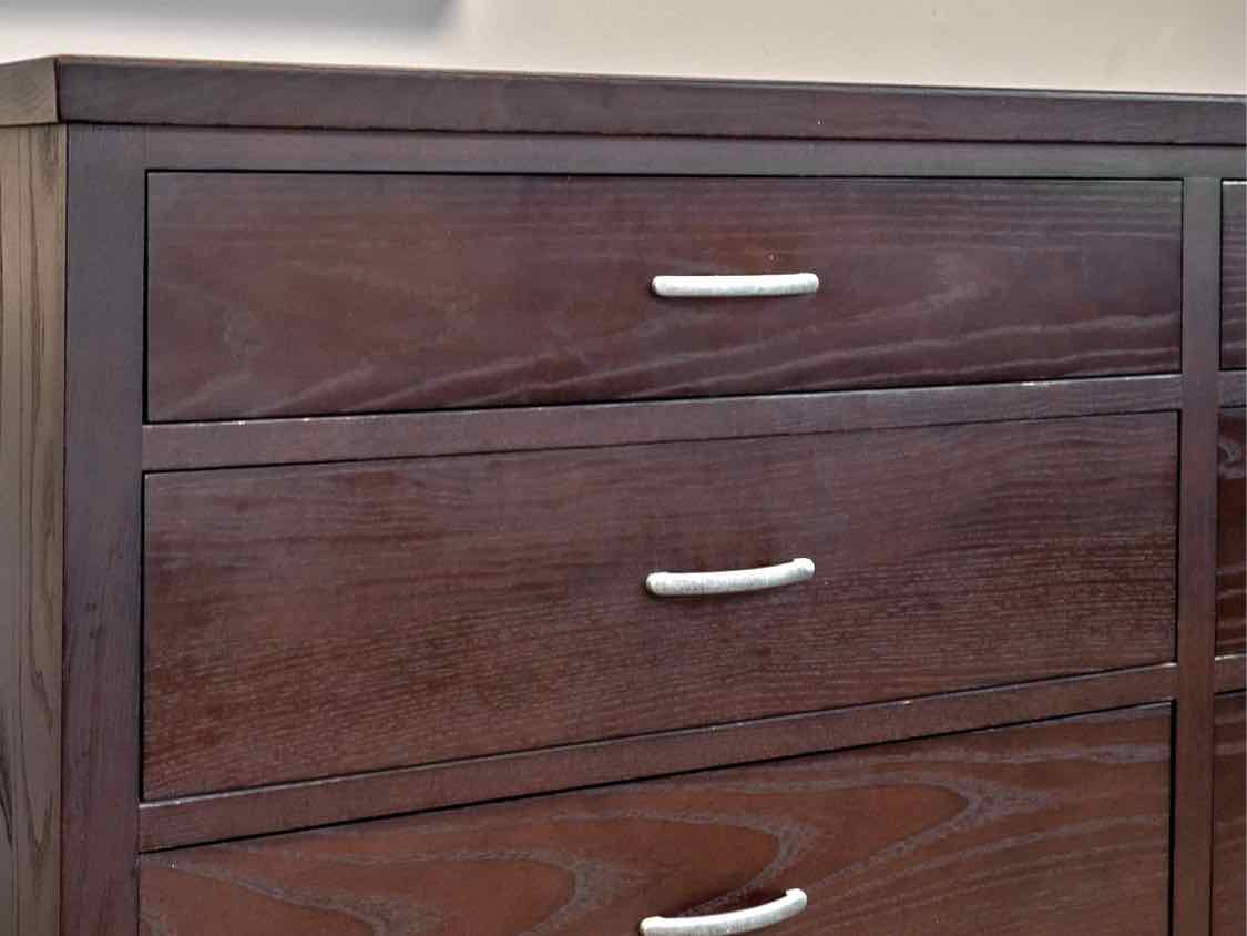 Ethan Allen Double Dresser in Espresso Finish Oak