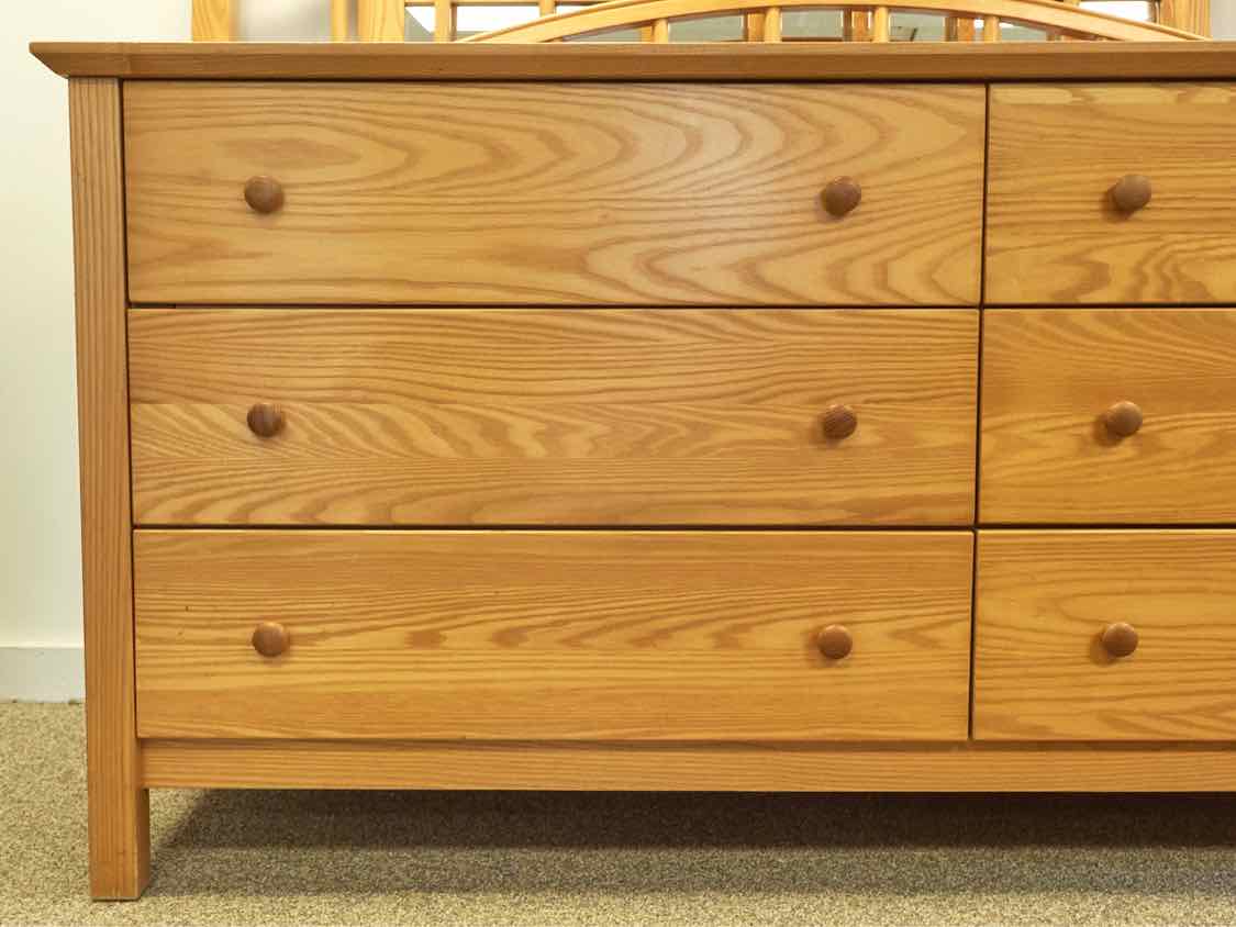 Vermont Tubbs Solid Ash Dresser & Mirror