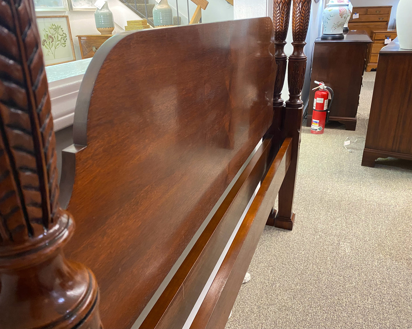 Mahogany  Queen 4 Rice Carved Post  Bed