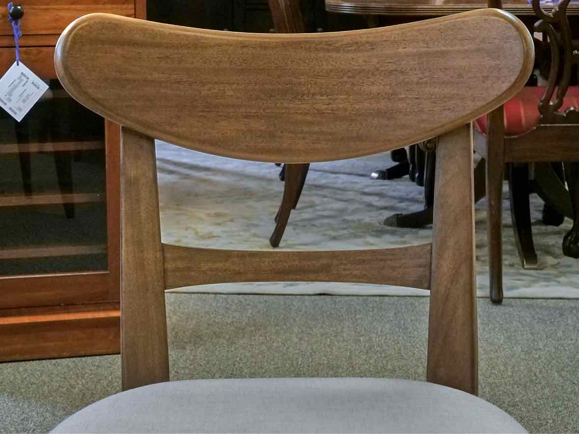 Aspenhome Caden Dining Table & Set of 6 Chairs in Spiced Caramel Finish