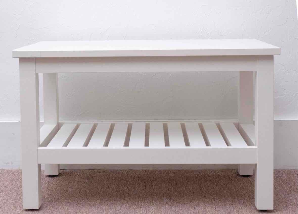 White Finish Bench With Slat Lower Shelf