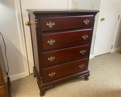 Mahogany 4-Drawer Chest with Reeded Columns