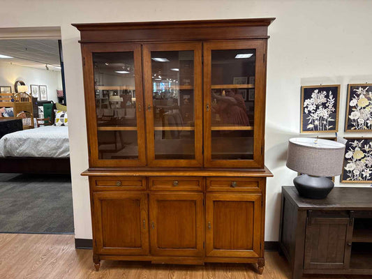 Cherry 3-Door Hutch