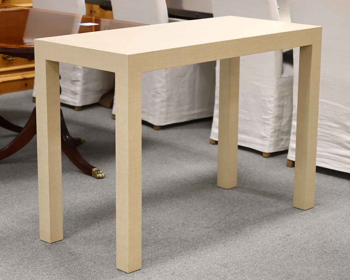 Linen Wrapped Pub Table