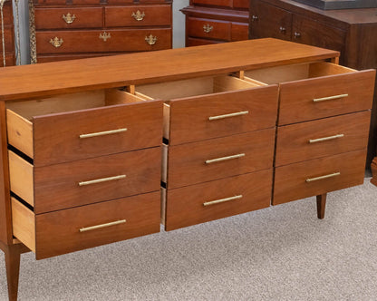 Dixie Furniture Mid-Century Modern 9-Drawer Dresser