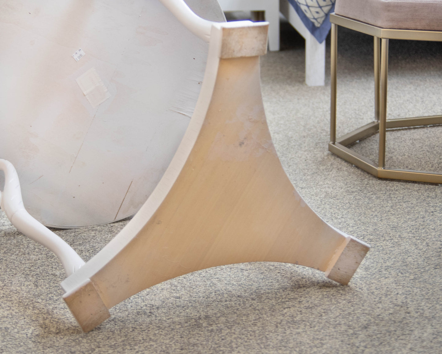 Italian Made White Finish Side Table with Swan Head Accent