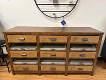 Vanguard 'Teague' Apothecary Console