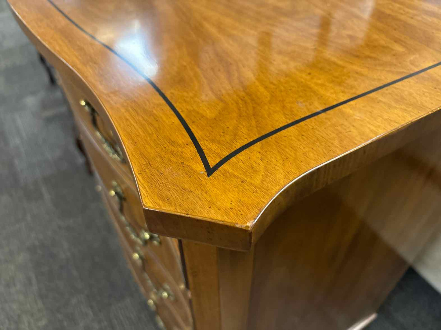 Drexel 'Devoncourt' Bachelor's Chest