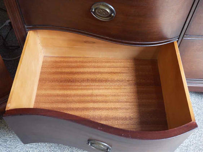 Huntly Mahogany Double Serpentine 9 Drawer  Dresser