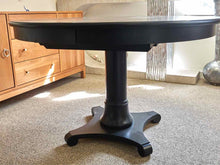 Gat Creek " Meyer" Pedestal Dining Table with 1 18" Leaf