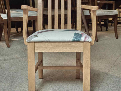 Vermont Hale  Oak Dining Table 2 Leaves , 8  Chair Set