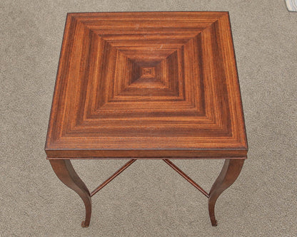 Ethan Allen  Mahogany Side Table with Cabriole Leg