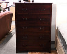 Daniels Amish Chest