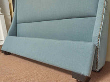 Heather Blue Tweed Upholsterd Full Beds