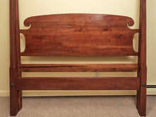 Lexington Cherry 4 Post  Queen Bed