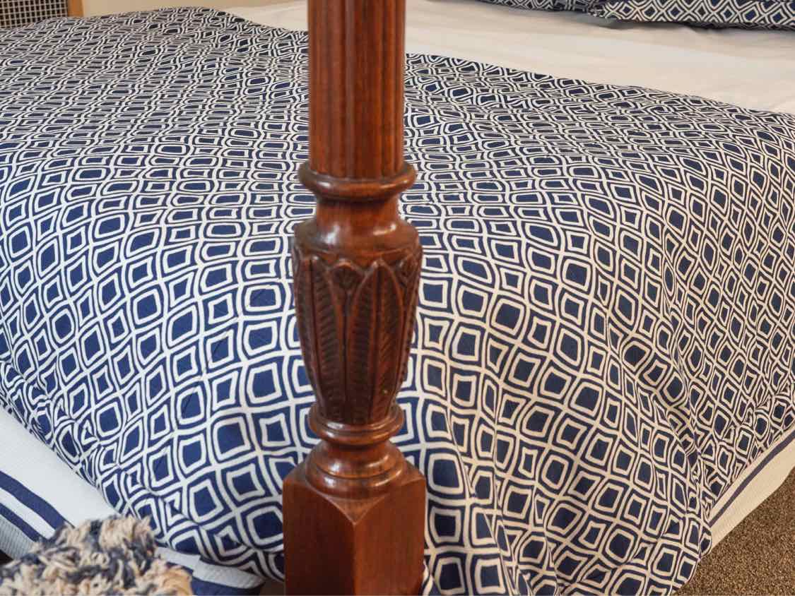 Baker Mahogany Queen Four Post Bed