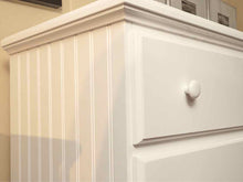 Vermont Tubbs White 5 Drawer  Beadboard Accent  Chest