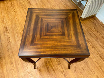 Ethan Allen Gracie End Table