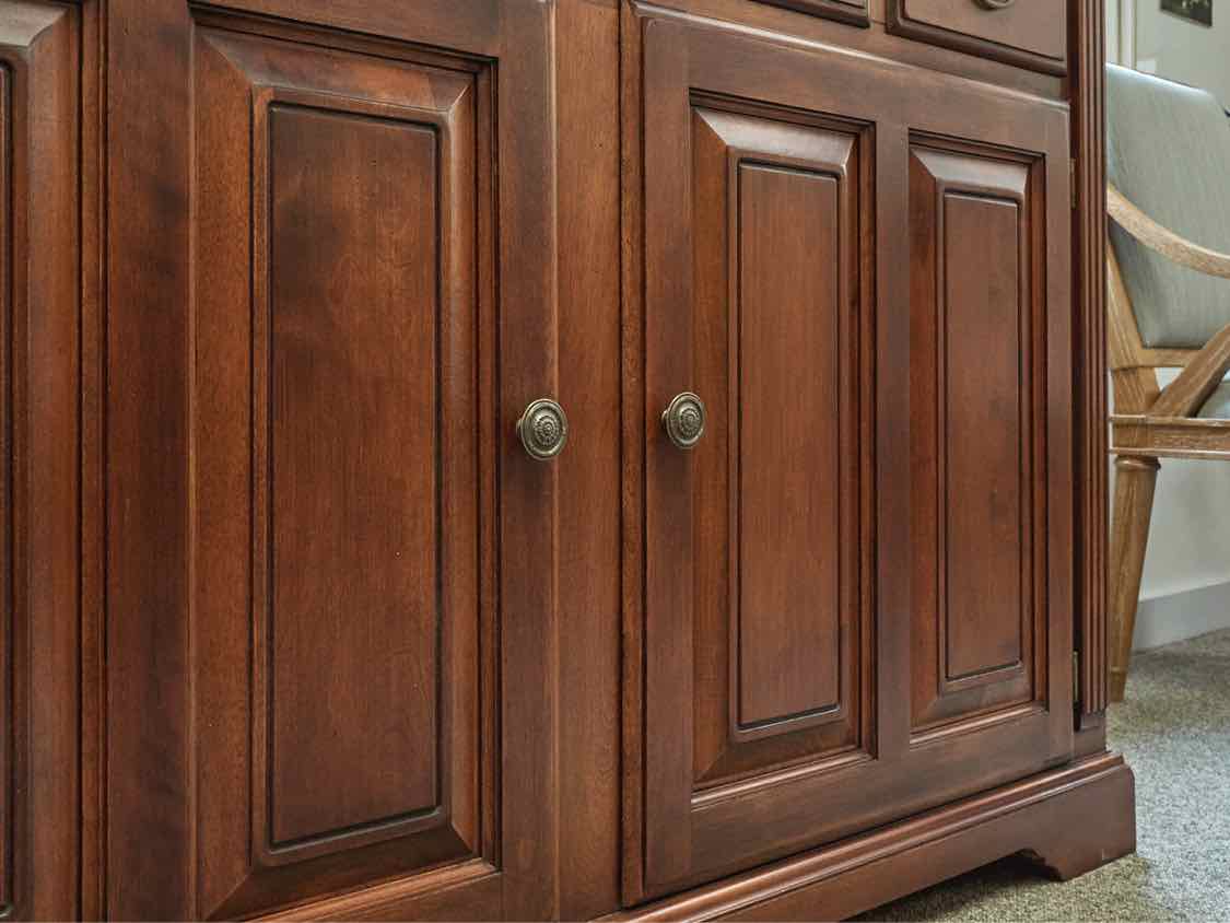 Nichols & Stone Cherry China Cabinet with Lighted Hutch