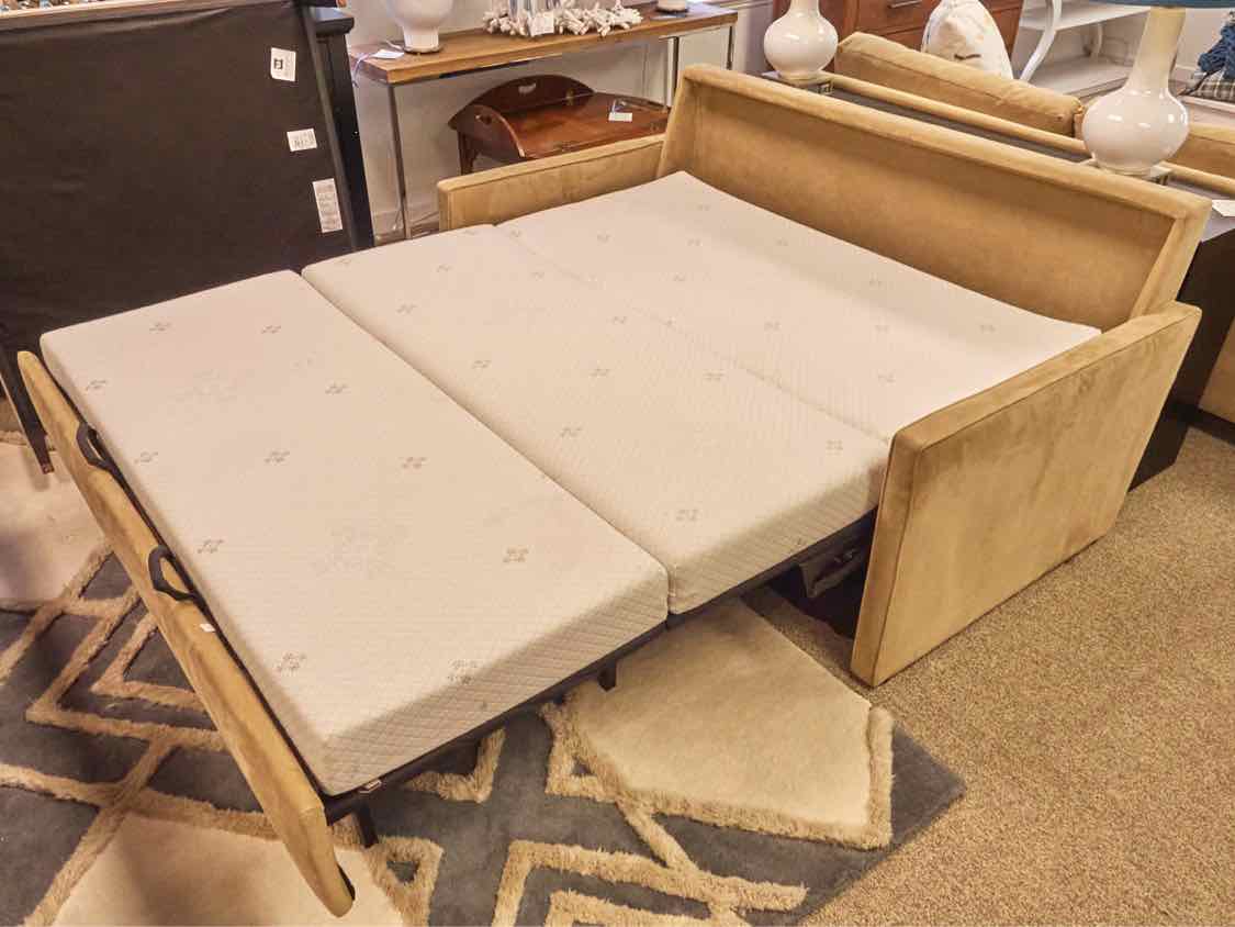 American Leather Queen Sleeper in Camel