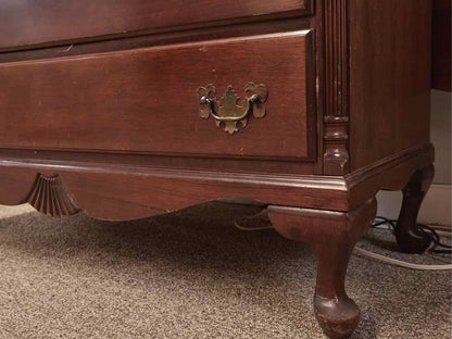 Mahogany 4 Drawer Dresser Queen  Anne Style w/Brass Pulls in Rich Finish