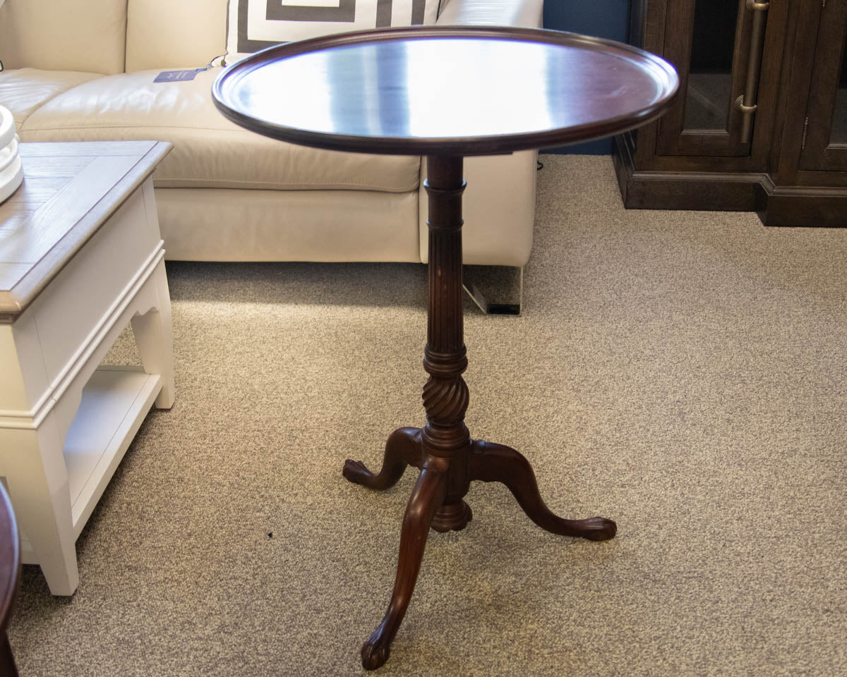 Henkel Harris Mahogany Round Side Table on Carved Pedestal Base