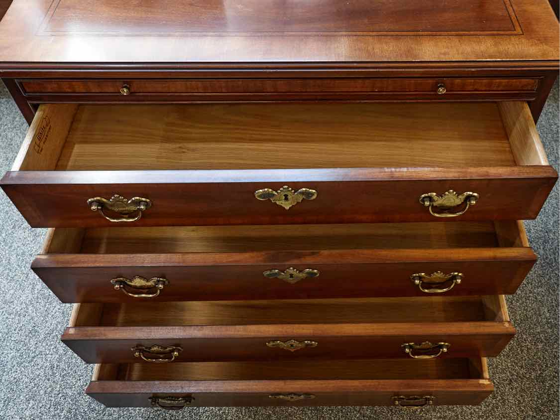 White Fine Furniture Inlaid Mahogany Bachelor Chest