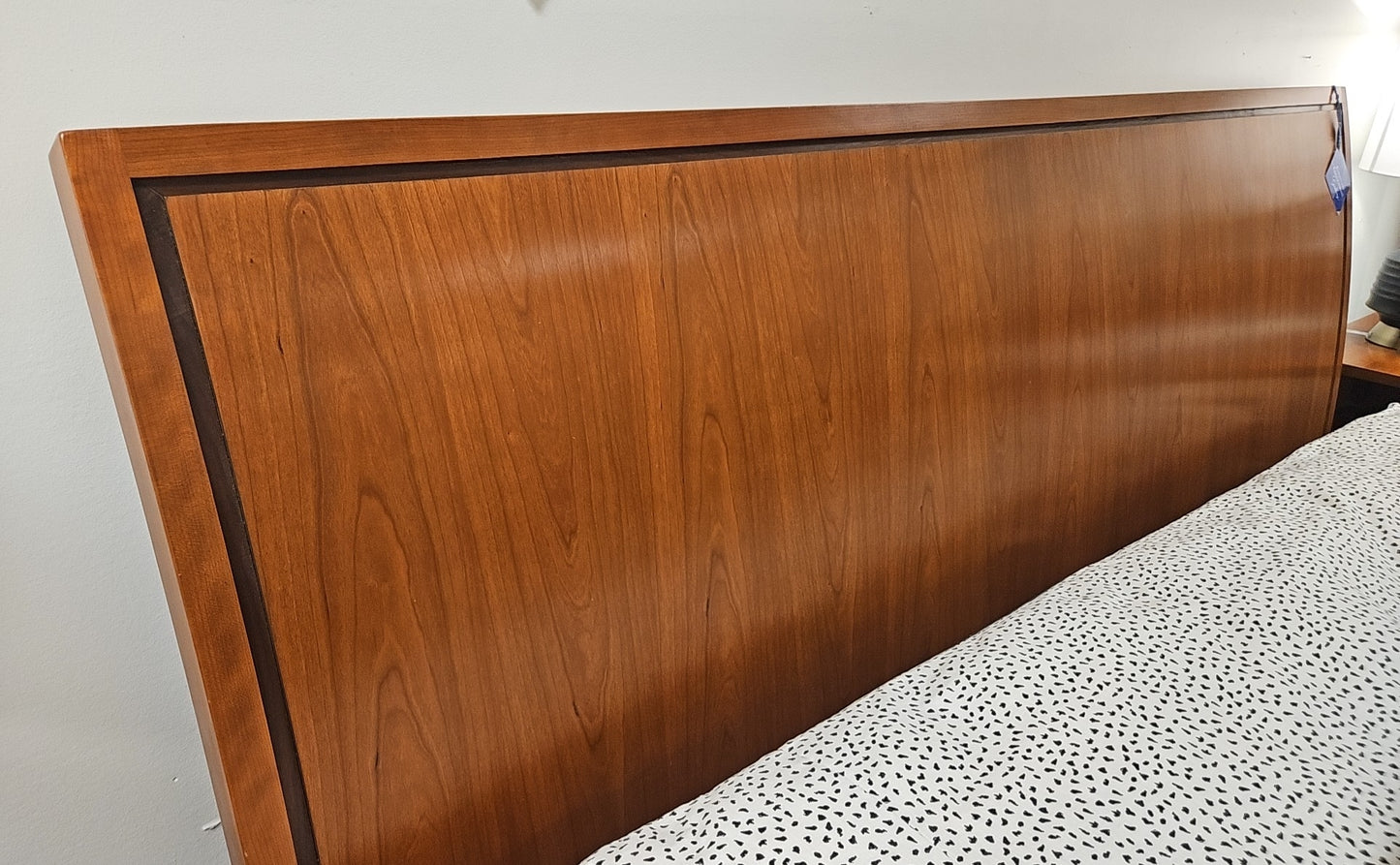 Stickley 'Tribeca' Platform King Bed