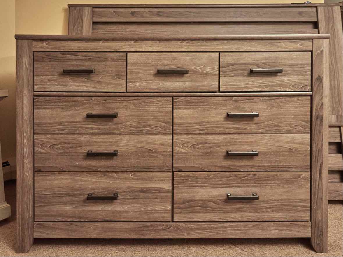 Ashley Furniture 'Zelen' Driftwood Finish Veener 7 Drawer Dresser