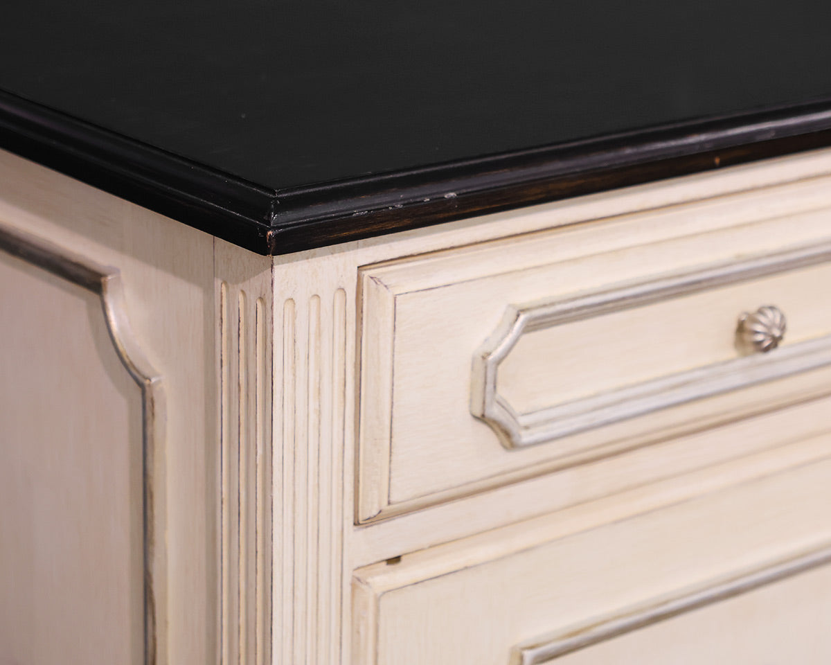 Servers & Sideboards