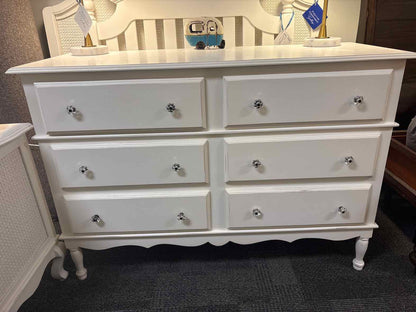 Newport Cottages 'Celine' 6-Drawer Dresser