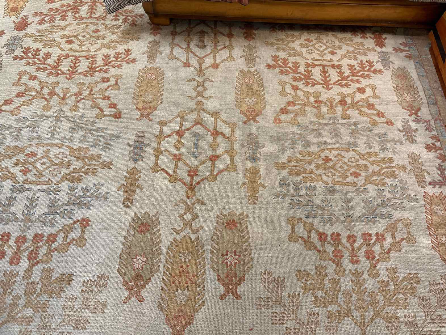 Floral Wool Area Rug
