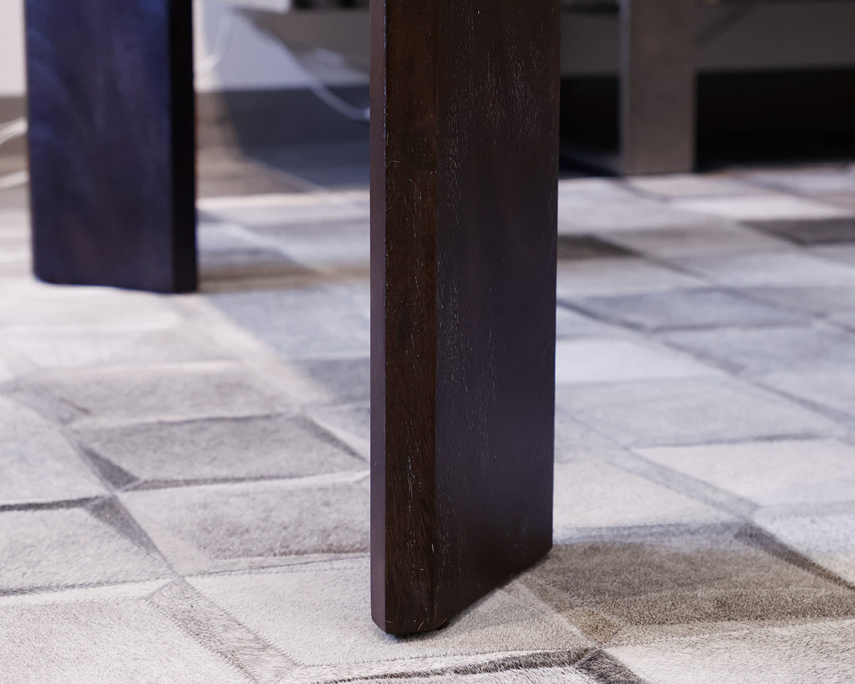 Theodore Alexander 'Decoto II'  Dining Table