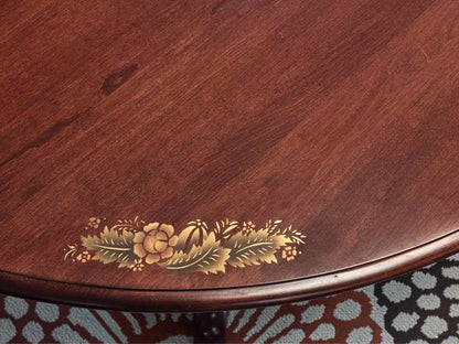 Hitchcock Round Dining Table & Set of Four Matching Chairs