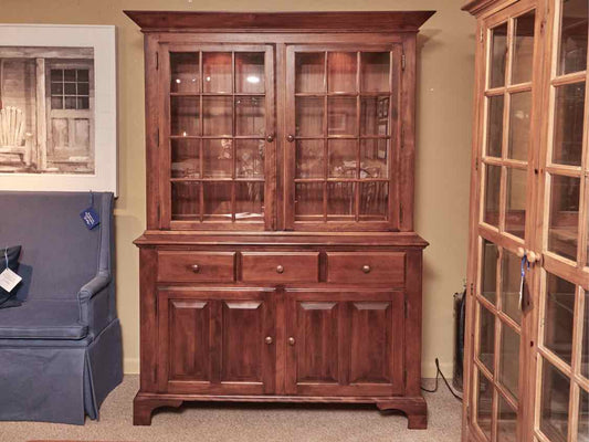 Nichols & Stone 2 Glass Doors, 2 Drawers, 2 Lower Panel  Doors  Hutch