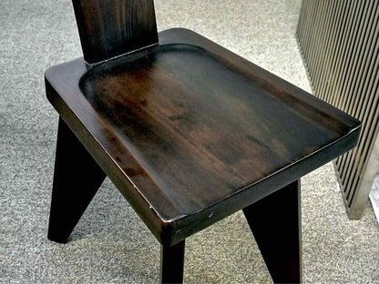 Crate & Barrel 'Yukon' Live Edge Table & Set of 4 Matching Chairs in Black-Brown