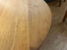 Round Cherry Pedestal Dining Table