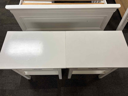 Pair of Maine Cottage White Nightstands