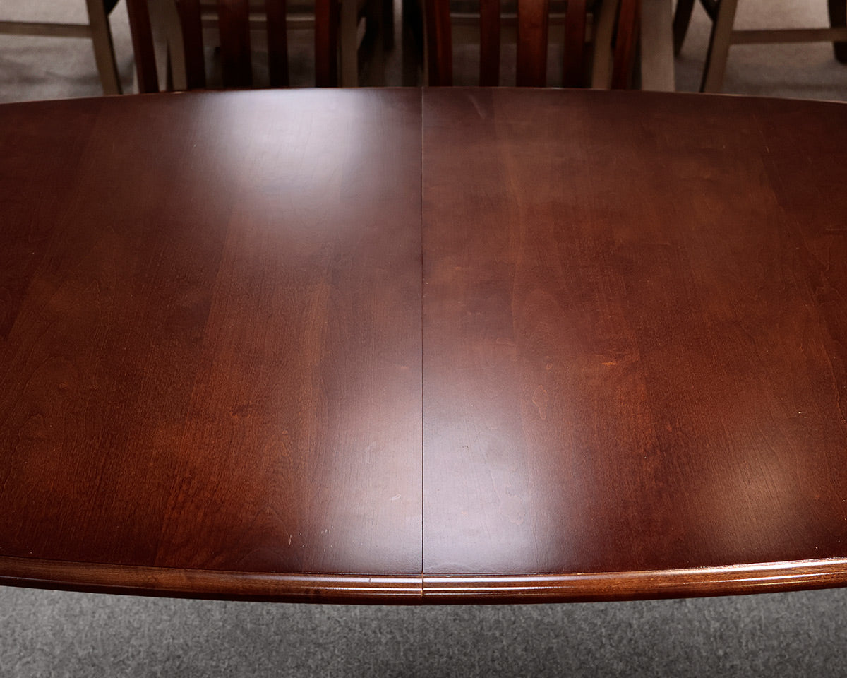 Bassett Dining Dark Mahogany Boat-Shaped Dining Table With 8 Chairs
