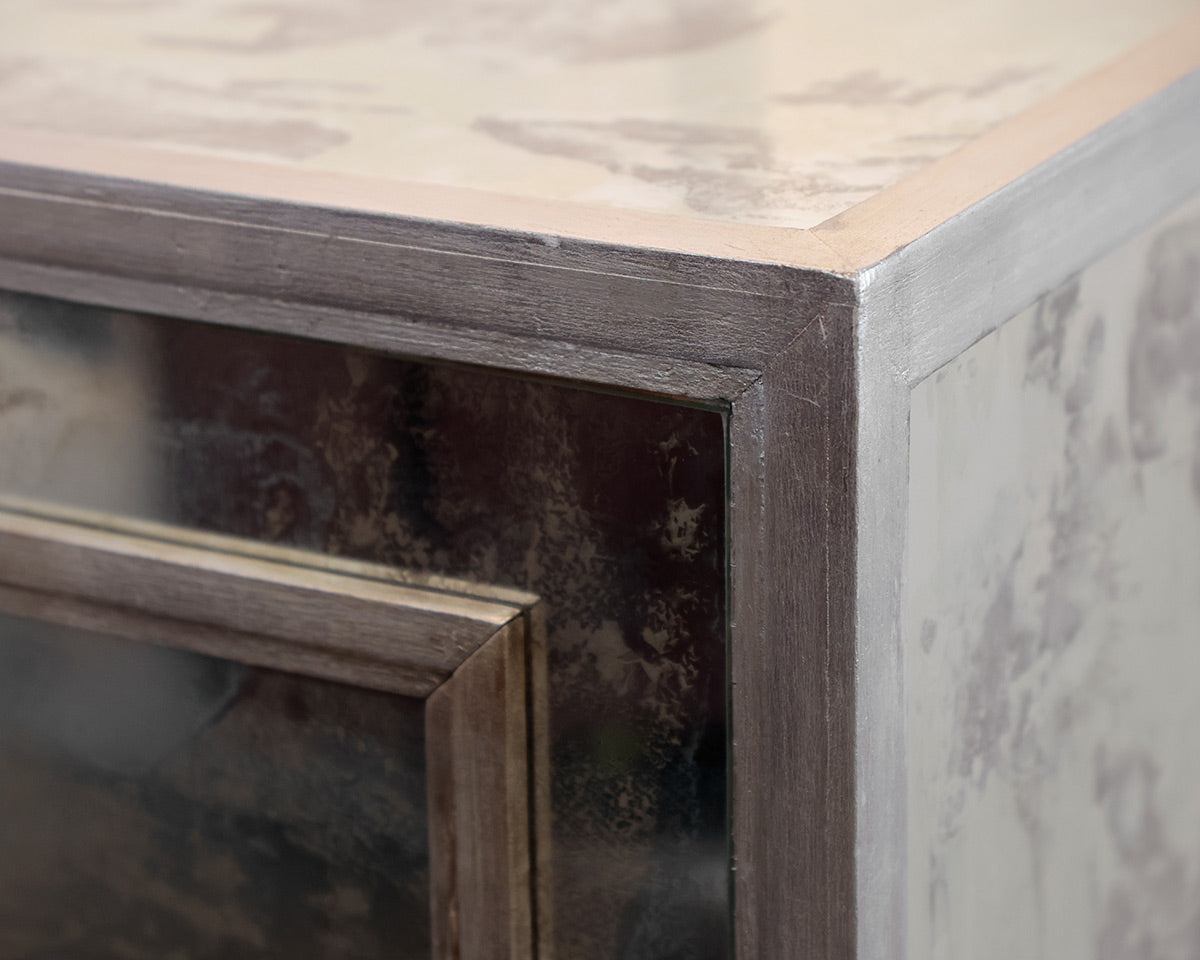 Worlds  Away 'Ophelia' Mirrored Accent Cabinet