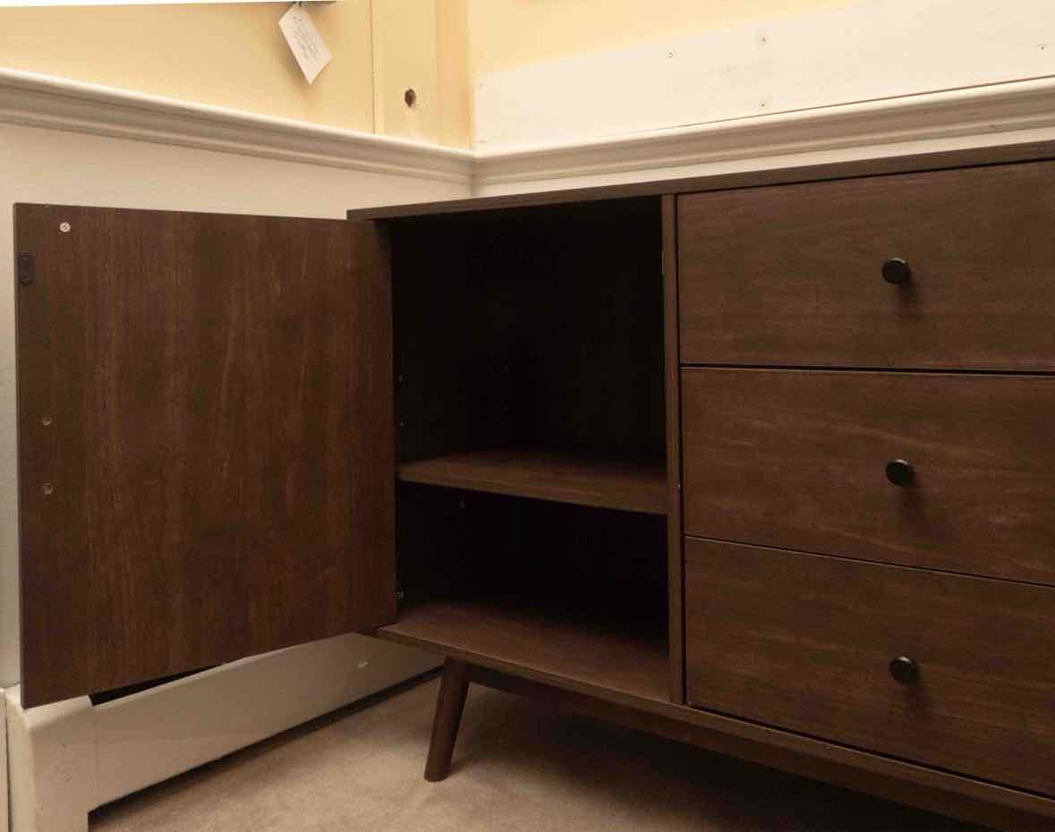 Crosley Furniture'Lucas' Mid Century Style 2 Door 3 Drawer Dark Stained Console