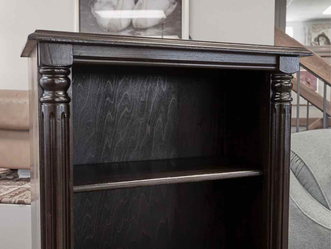 Mahogany Stain Bookcase W/ Column Detailing