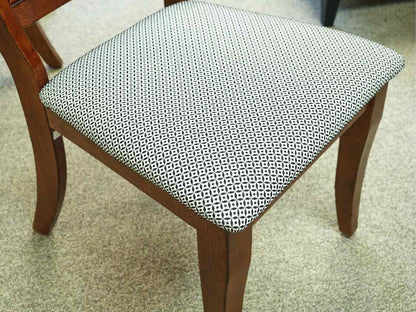 Round Cherry Pedestal Table with Leaf & Set of 4 Chairs with Navy & White Seats