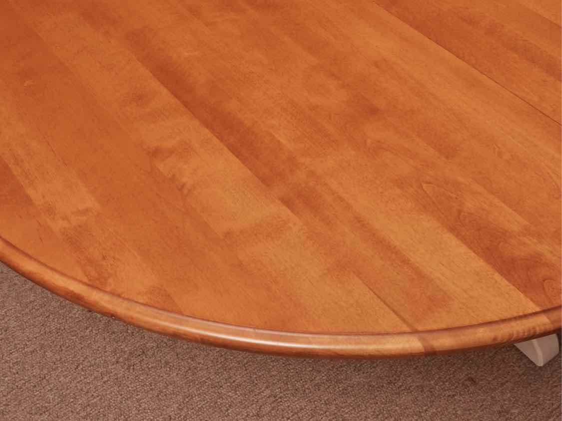 Maple Top Cream Finish Pedestal Table & Leaf & 4 Chair Set