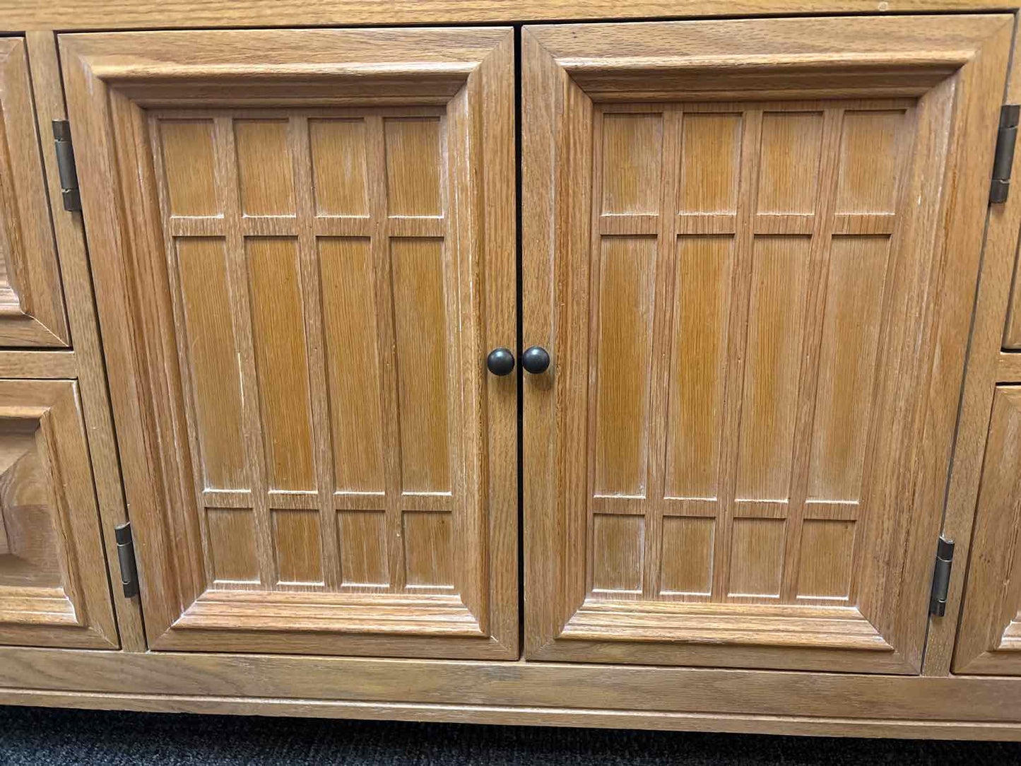 Thomasville 'Eastlake' Washed Oak Triple Dresser & Mirror