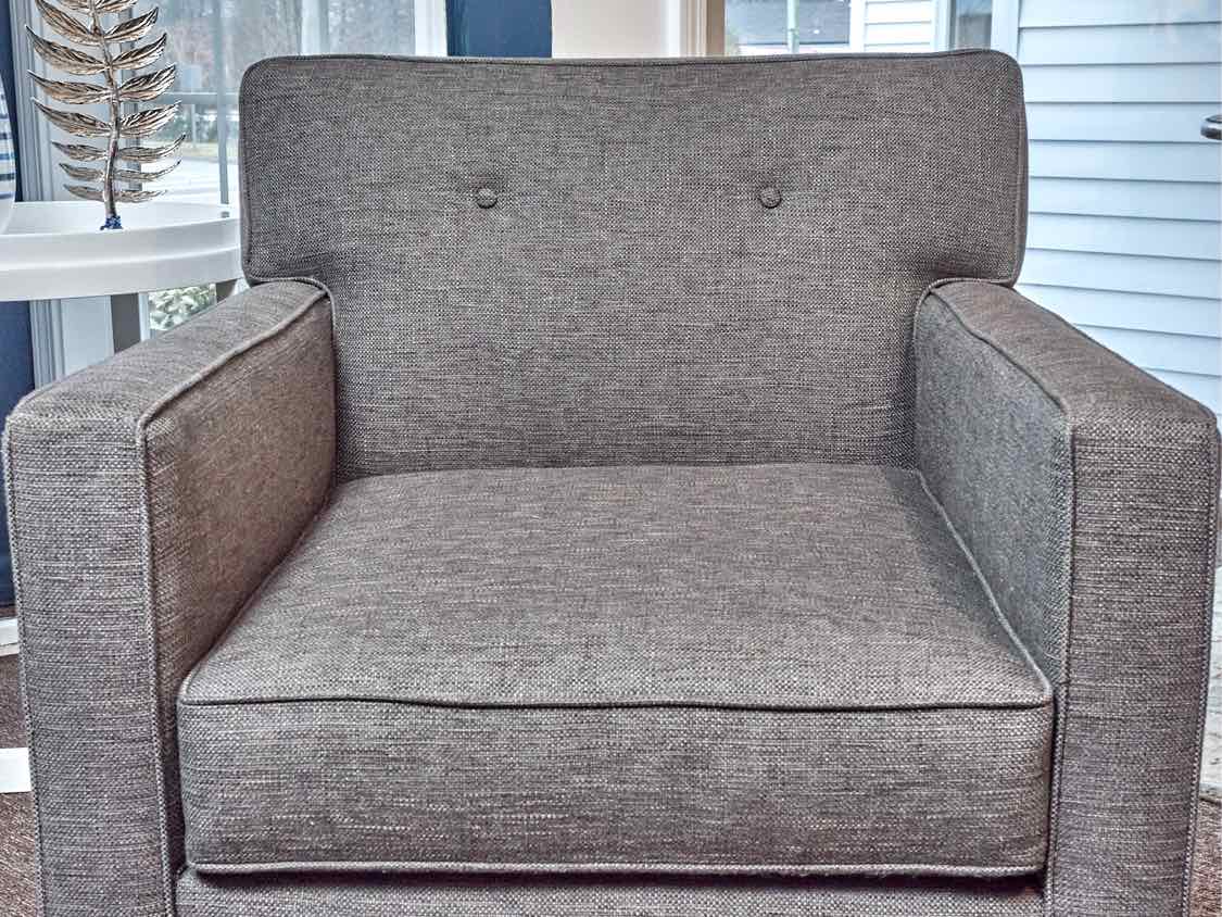 Grey Tweed Upholstered Transitional Chair