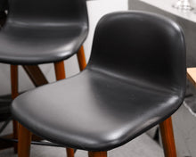 Set of 4 Jobs "Bacco" Counter Stools